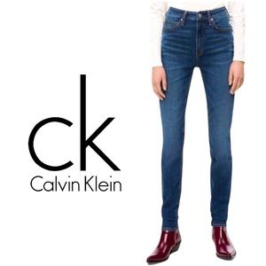 NWT CALVIN KLEIN High Rise Skinny | Blue | 26/32 | Classic Wash